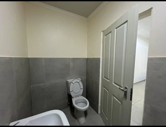 3 BEDROOM HOUSE TO LET IN DALVIEW